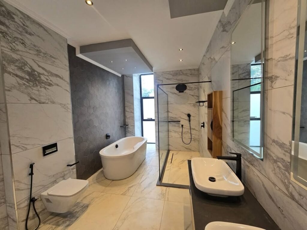 Imgi 21 5 Bedroom Villa for Rent in Loresho Nairobi 4 1024x768