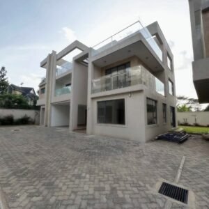 Imgi 3 6 Bedroom Townhouse with DSQ for Sale Let in Lavington Nairobi 300x300