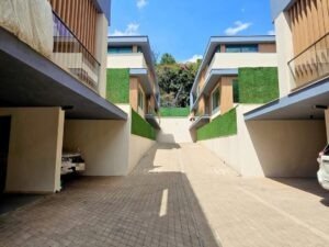 Imgi 3 Brand New 5 Bedroom Luxury Villa for Sale in Lavington Nairobi 7 300x225