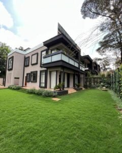 Imgi 3 Luxury 4 5 Bedroom Villas 240x300