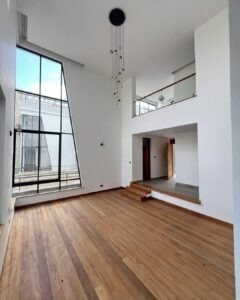 Imgi 3 Luxury 5 Bedroom All En Suite Townhouse with DSQ 1 240x300