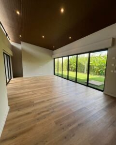 Imgi 5 Luxury 3 Bedroom Townhouse 3 240x300