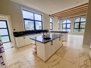 Imgi 6 5 Bedroom Villa for Rent in Loresho Nairobi 2 300x225