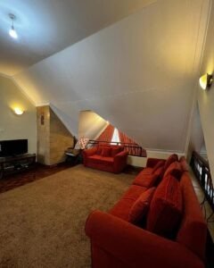 Imgi 6 Spacious 5 Bedroom All En Suite Townhouse 3 240x300