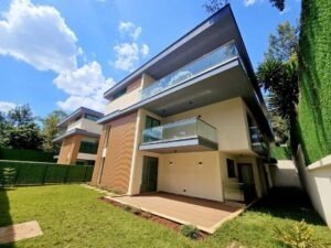 Imgi 9 Brand New 5 Bedroom Luxury Villa for Sale in Lavington Nairobi 1 300x225