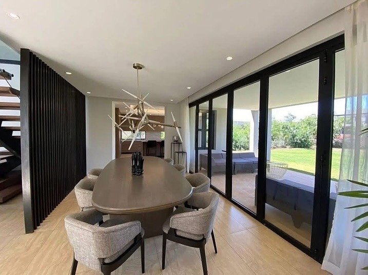 Imgi 17 Villas in Runda Paradise