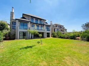 Imgi 3 Villas in Runda Paradise 300x224